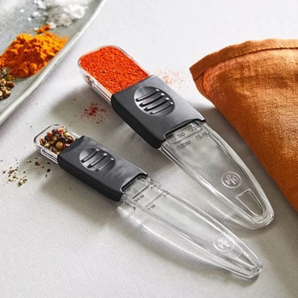 NEW PAMPERED CHEF ADJUSTABLE MEASURING SPOON SET - Picture 1 of 2